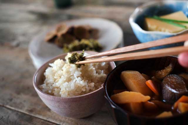 体の冷えをとる食事法まとめ もちはだ本店